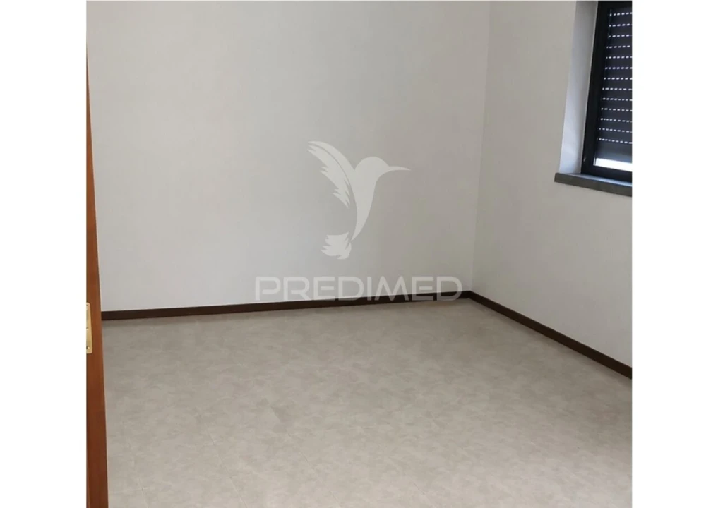 Apartamento T2 para Venda em Fatima Foto 8
