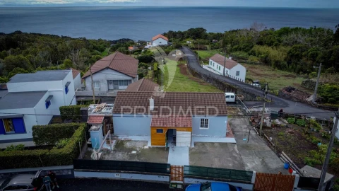 Moradia T2 para Venda em Lajes do Pico