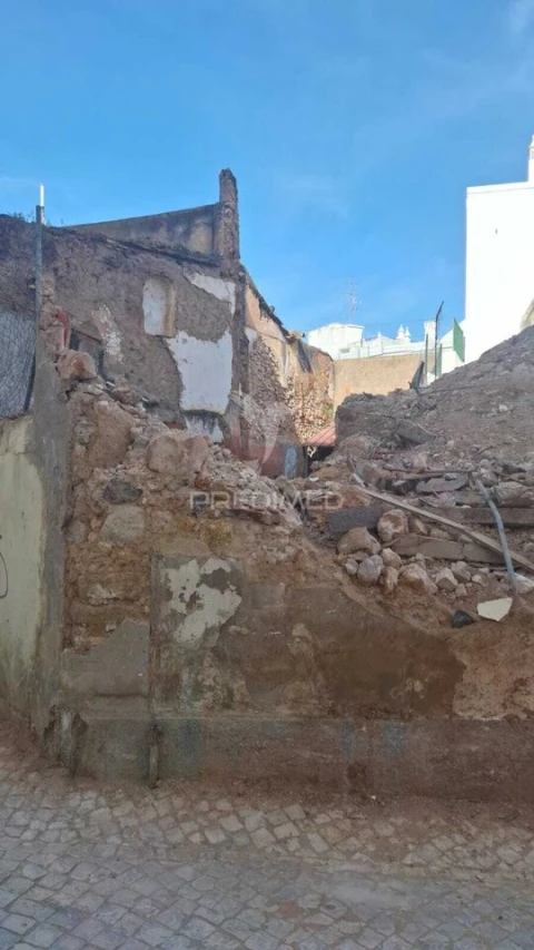 Moradia T0 para Venda em Portimão