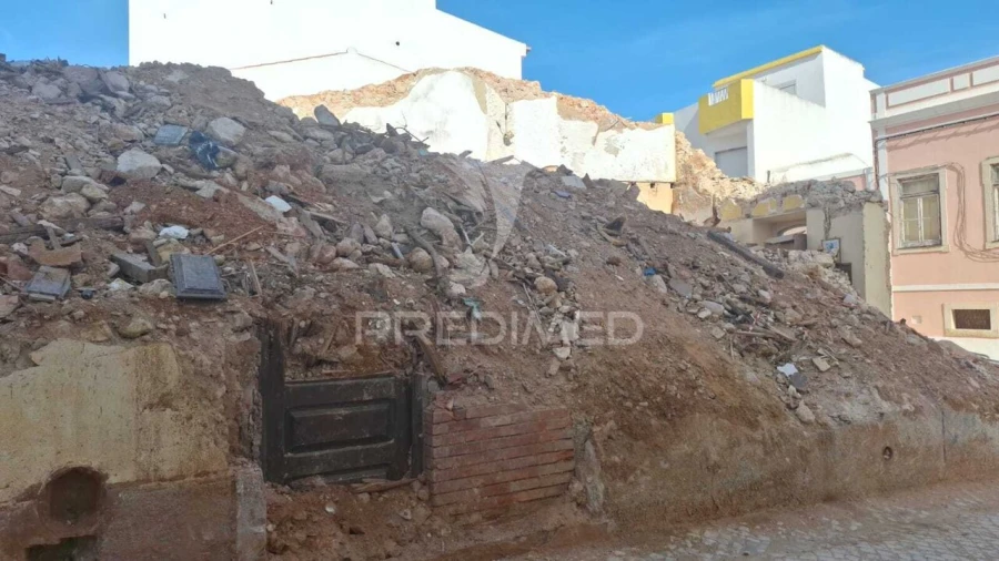 Moradia T0 para Venda em Portimão Foto 12