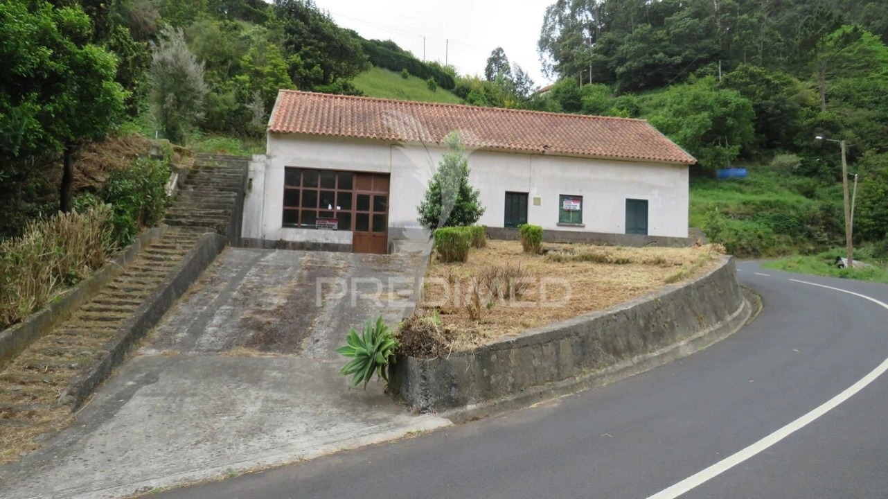 Moradia T2 para Venda em Santo Antonio da Serra Foto 1