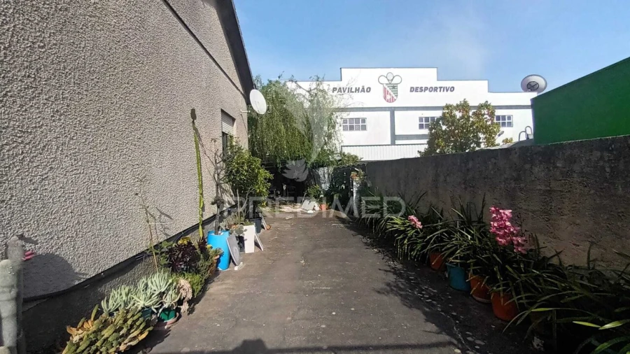 Moradia T4 para Venda em Batalha Foto 4