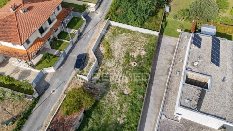 Terreno para Venda em Vila Verde e Barbudo