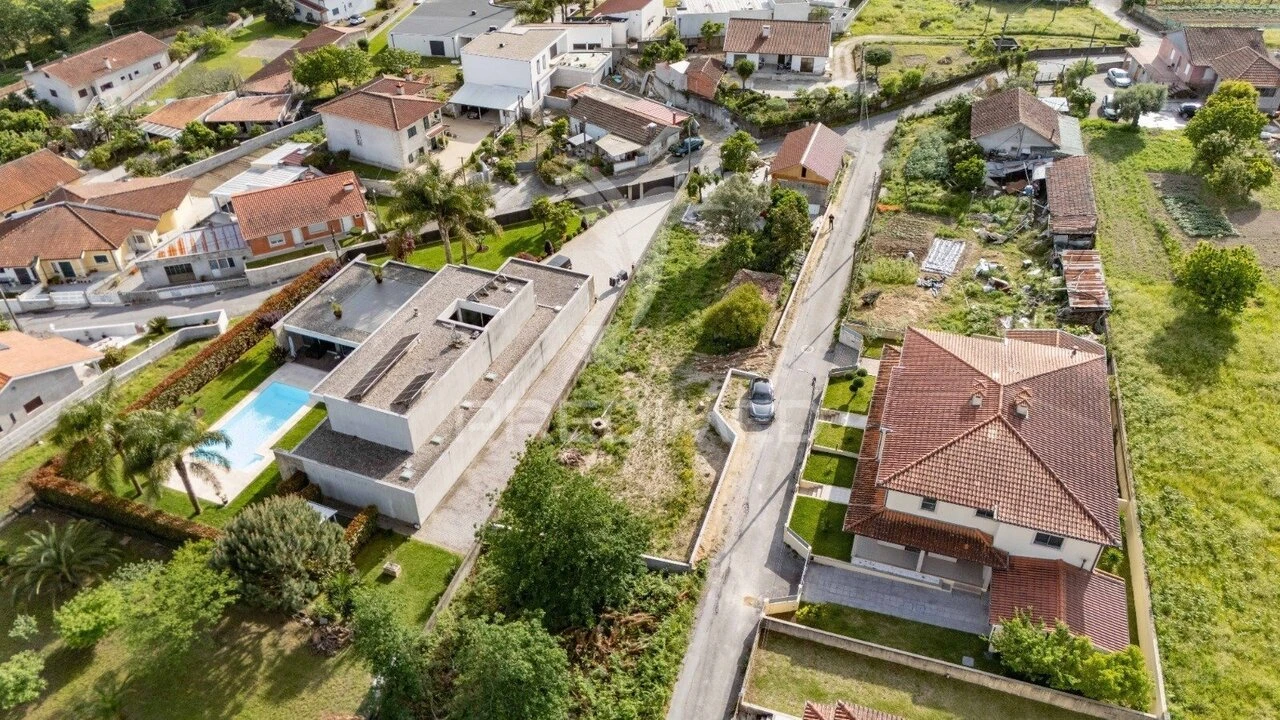 Terreno para Venda em Vila Verde e Barbudo Foto 30