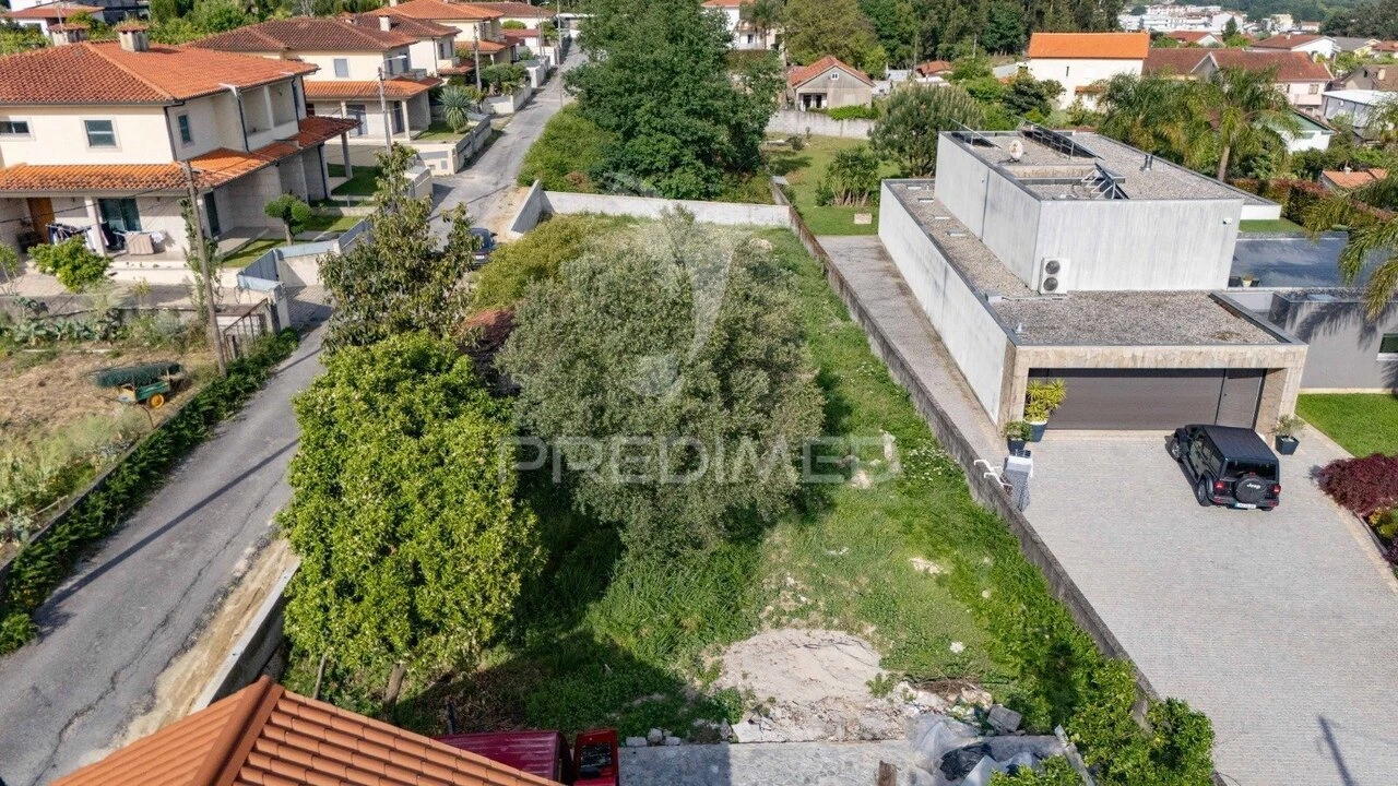 Terreno para Venda em Vila Verde e Barbudo Foto 32