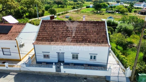 Moradia T5 para Venda em Nossa Senhora da Vila, Nossa Senhora do Bispo e Silveiras