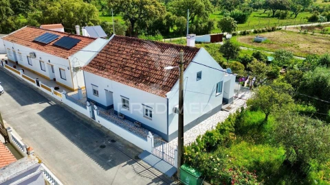 Moradia T5 para Venda em Nossa Senhora da Vila, Nossa Senhora do Bispo e Silveiras