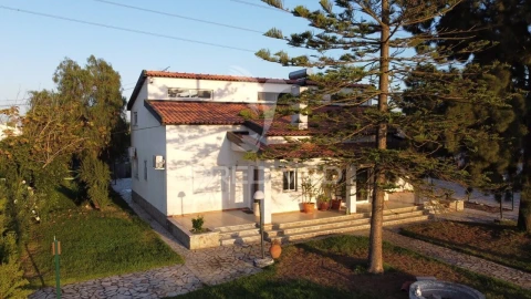Moradia T6 para Venda em Samora Correia