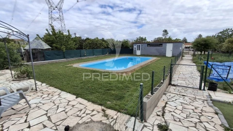 Moradia T6 para Venda em Samora Correia