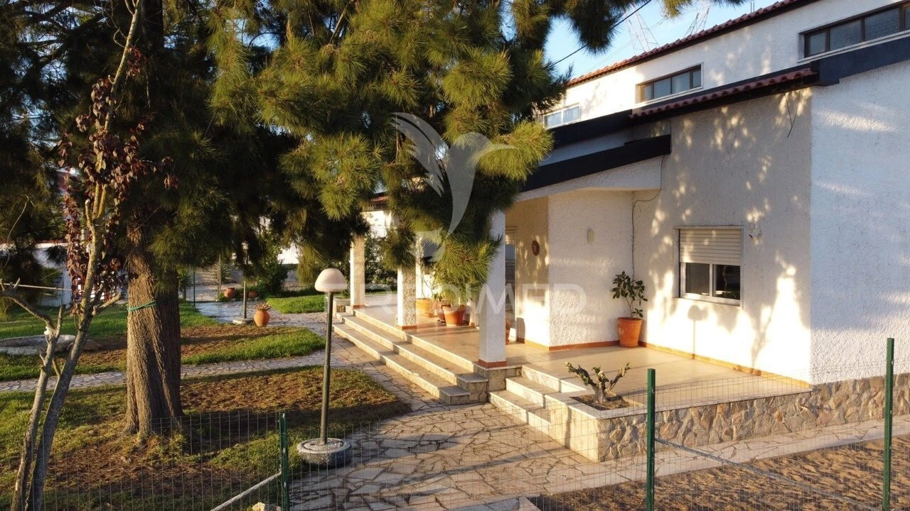 Moradia T6 para Venda em Samora Correia Foto 5