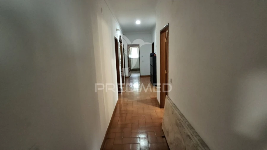 Moradia T6 para Venda em Samora Correia Foto 17