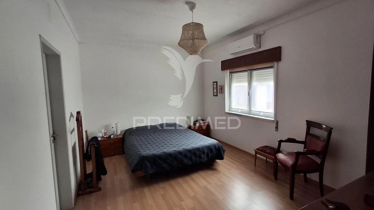 Moradia T6 para Venda em Samora Correia Foto 21