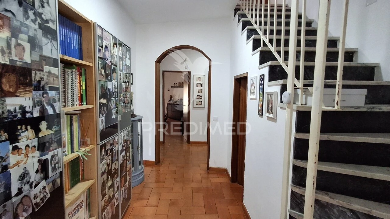 Moradia T6 para Venda em Samora Correia Foto 9