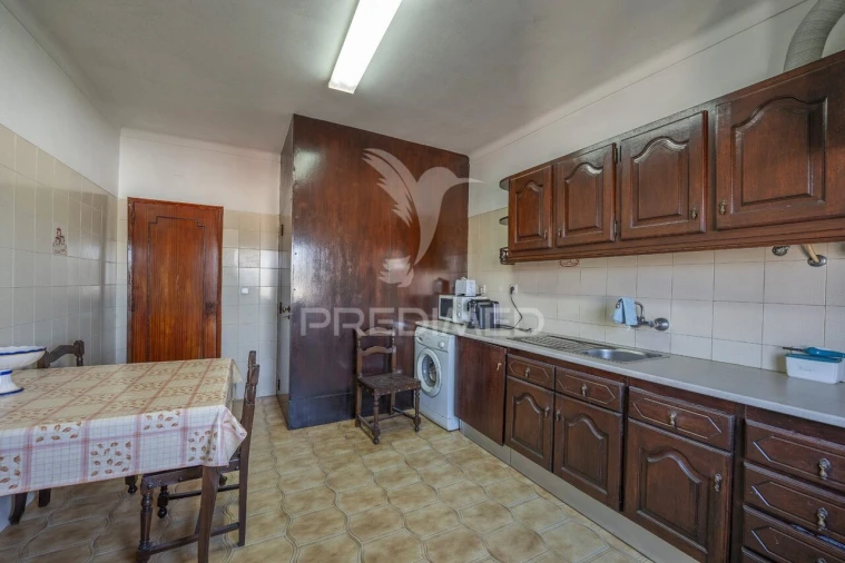 Moradia T4 para Venda em Charneca de Caparica e Sobreda Foto 30