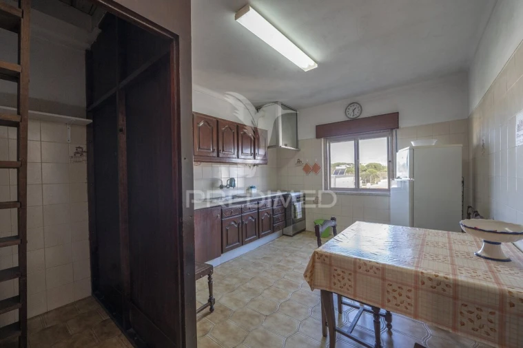 Moradia T4 para Venda em Charneca de Caparica e Sobreda Foto 26