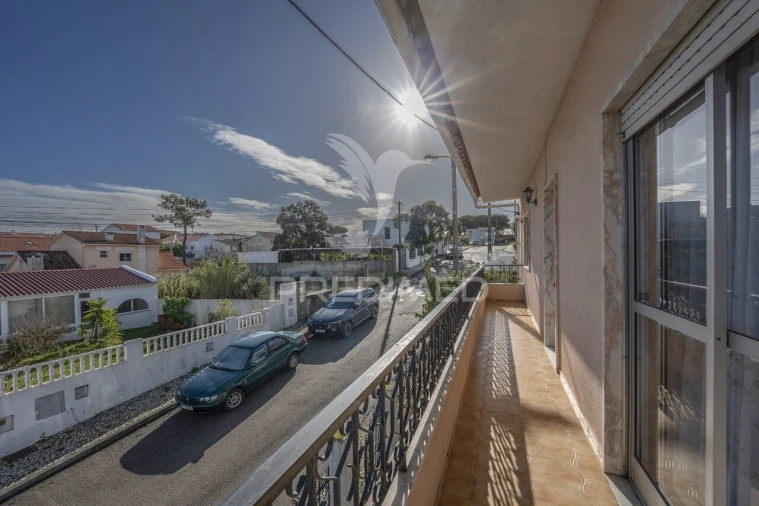 Moradia T4 para Venda em Charneca de Caparica e Sobreda Foto 17