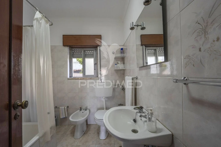 Moradia T4 para Venda em Charneca de Caparica e Sobreda Foto 14