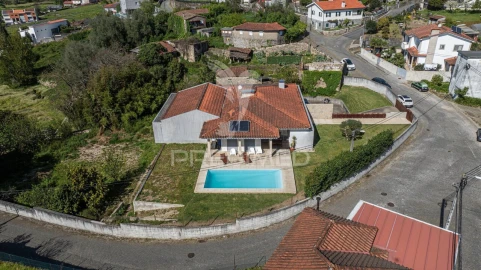 Moradia T3 para Venda em Morreira e Trandeiras