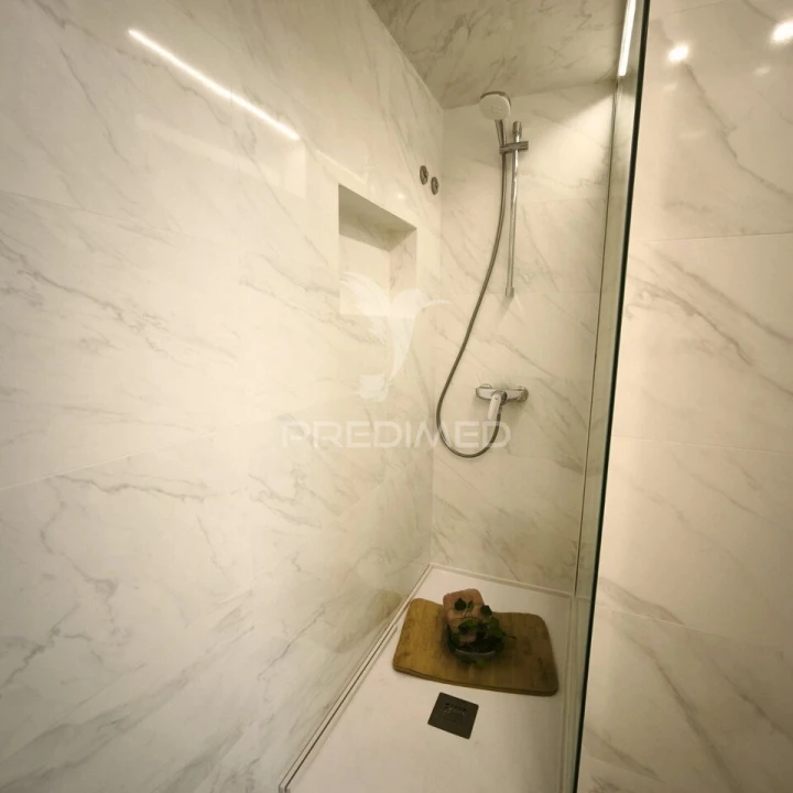 Apartamento T3 para Venda em Benfica Foto 22