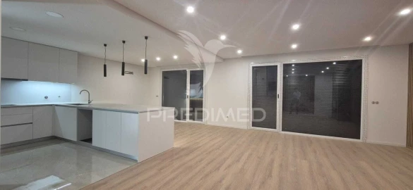 Moradia T4 para Venda em Palmeira