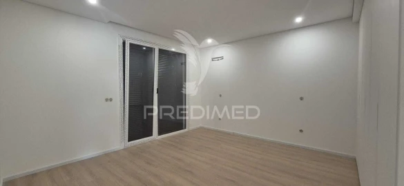 Moradia T4 para Venda em Palmeira