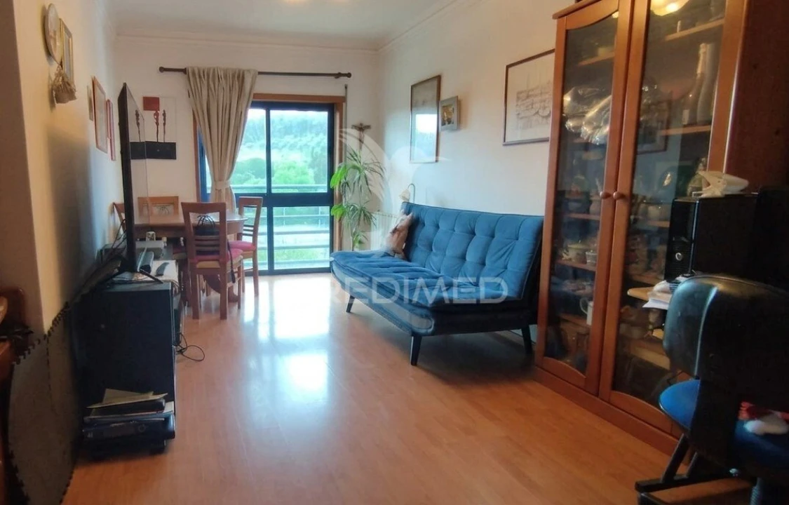 Apartamento T2 para Venda em Santo António dos Cavaleiros e Frielas Foto 5