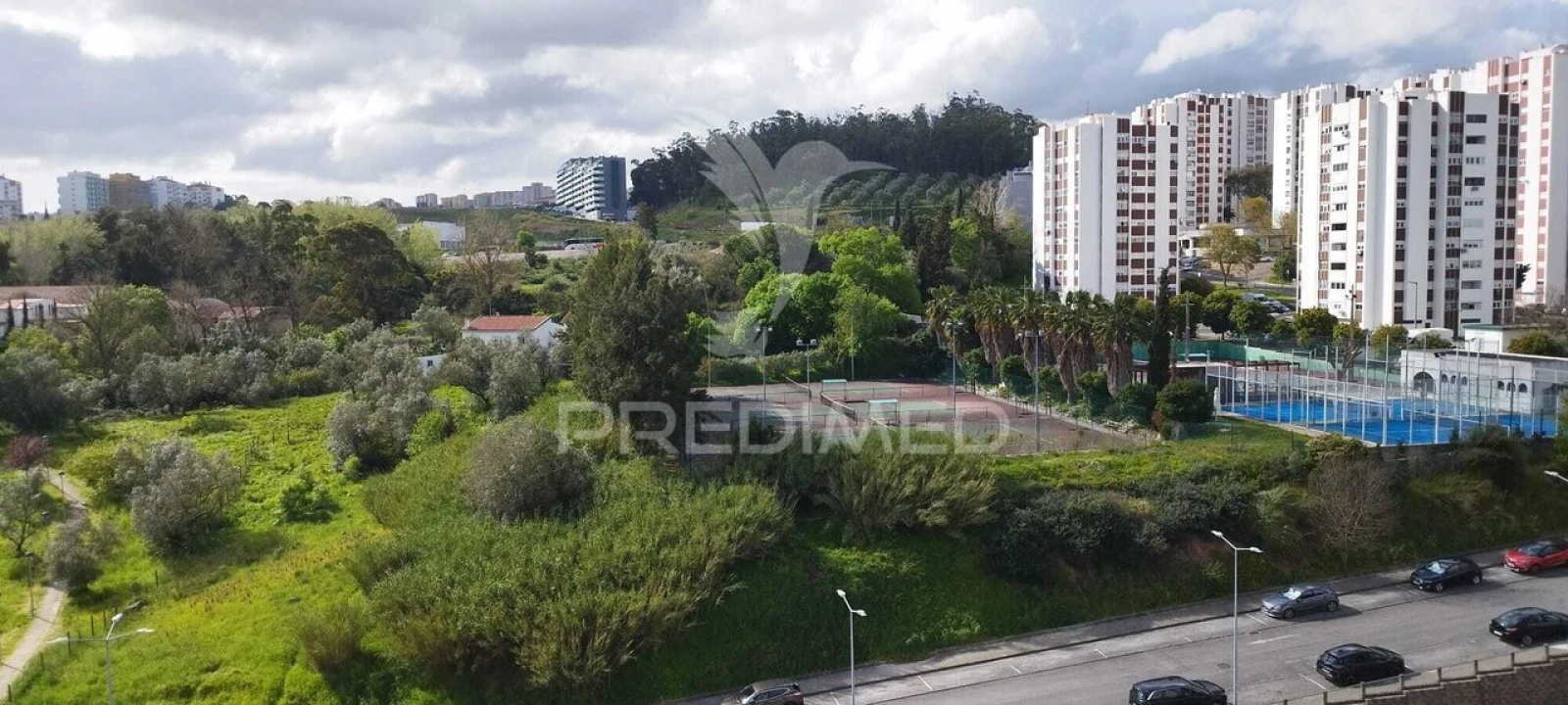 Apartamento T2 para Venda em Santo António dos Cavaleiros e Frielas Foto 21