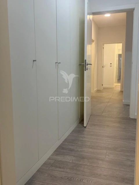 Apartamento T4 para Venda em Peso da Régua e Godim