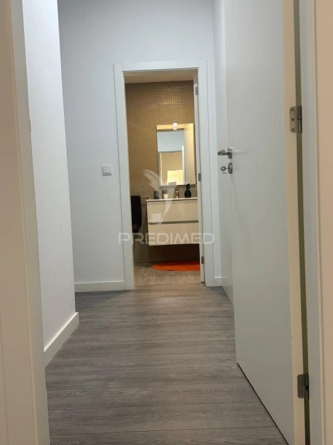 Apartamento T4 para Venda em Peso da Régua e Godim