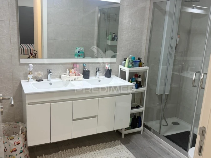 Apartamento T4 para Venda em Peso da Régua e Godim Foto 36