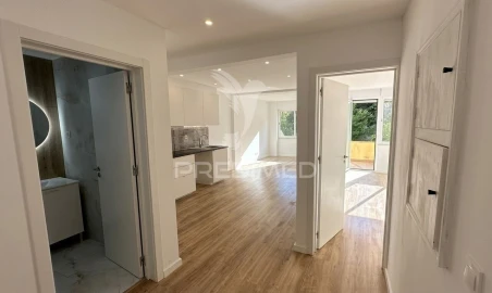 Apartamento T2 para Venda em Algueirão-Mem Martins