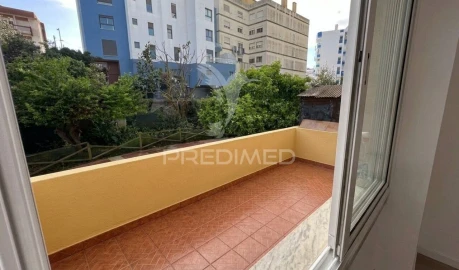 Apartamento T2 para Venda em Algueirão-Mem Martins