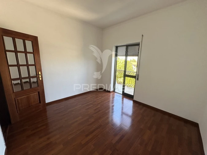 Apartamento T2 para Venda em Santo Antonio da Charneca Foto 9