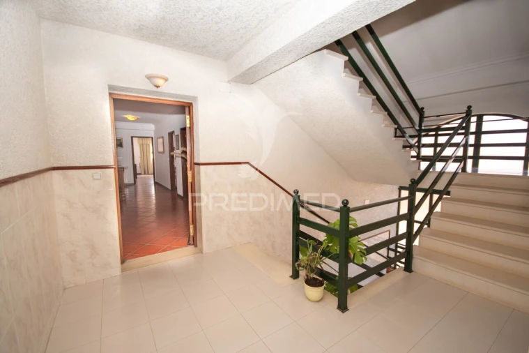 Apartamento T3 para Venda em Guarda Foto 2