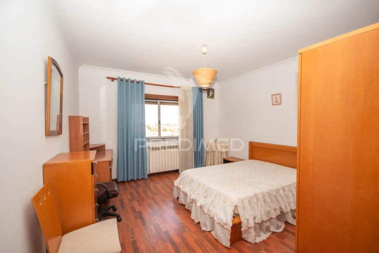 Apartamento T3 para Venda em Guarda Foto 6