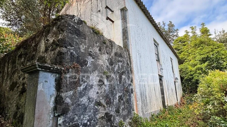 Moradia T2 para Venda em São Roque do Pico
