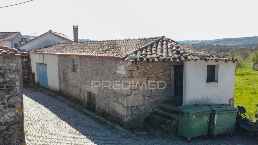 Moradia T2 para Venda em Trancoso (São Pedro e Santa Maria) e Souto Maior