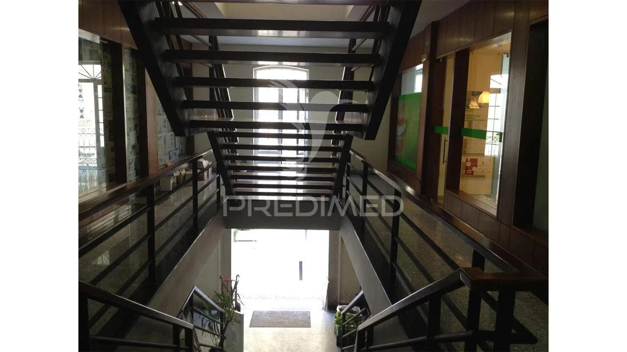 Escritório para Arrendamento em Peso da Régua e Godim Foto 14