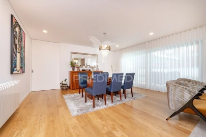 Moradia T3 para Venda em Nogueira, Fraião e Lamaçães