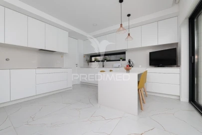 Moradia T3 para Venda em Nogueira, Fraião e Lamaçães