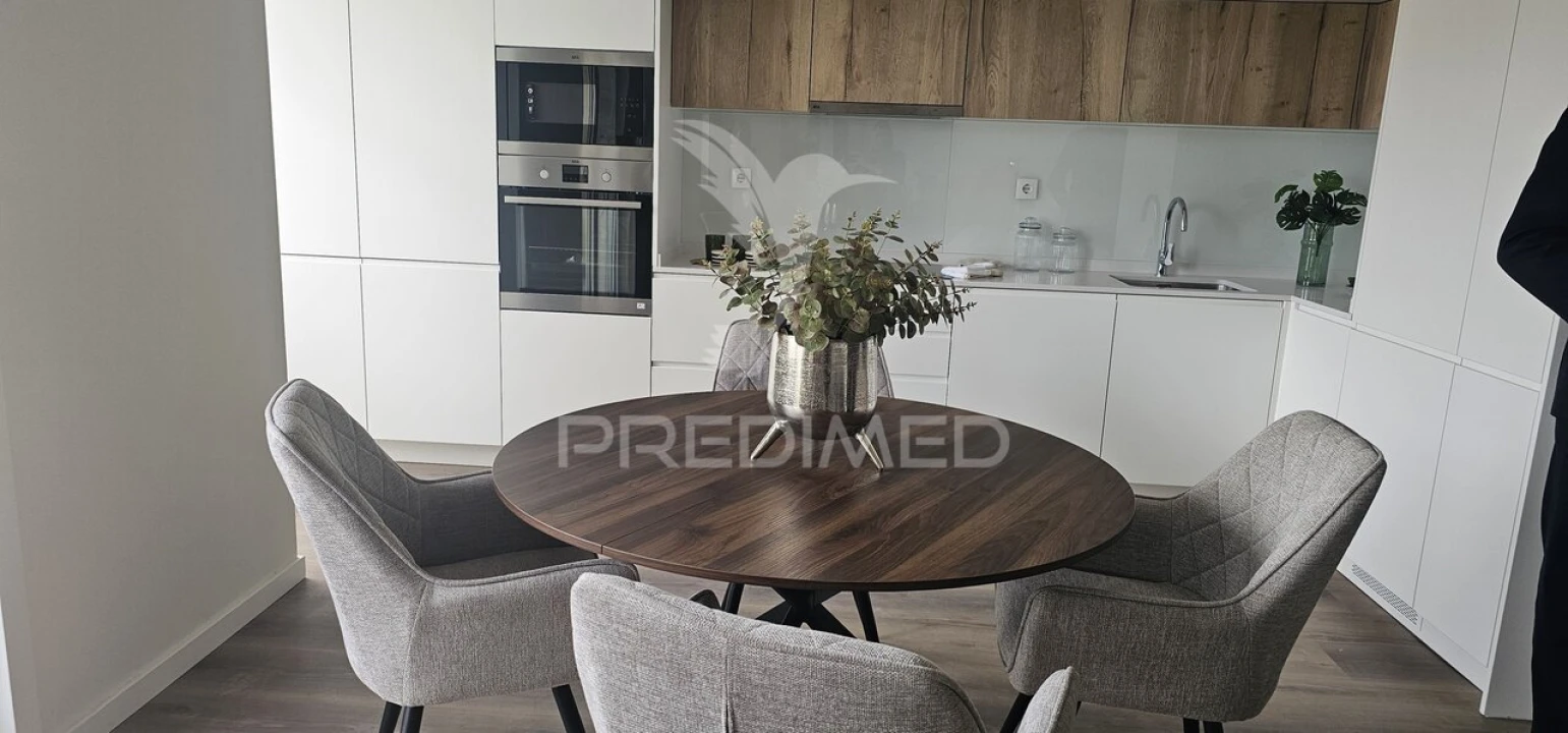 Apartamento T3 para Venda em Benfica Foto 3