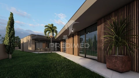 Moradia T4 para Venda em Vila de Prado