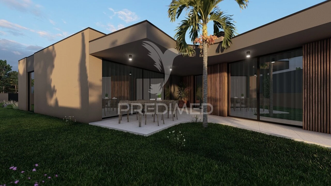 Moradia T4 para Venda em Vila de Prado Foto 8