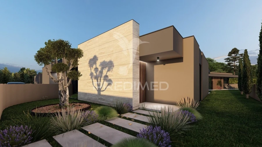 Moradia T4 para Venda em Vila de Prado Foto 2