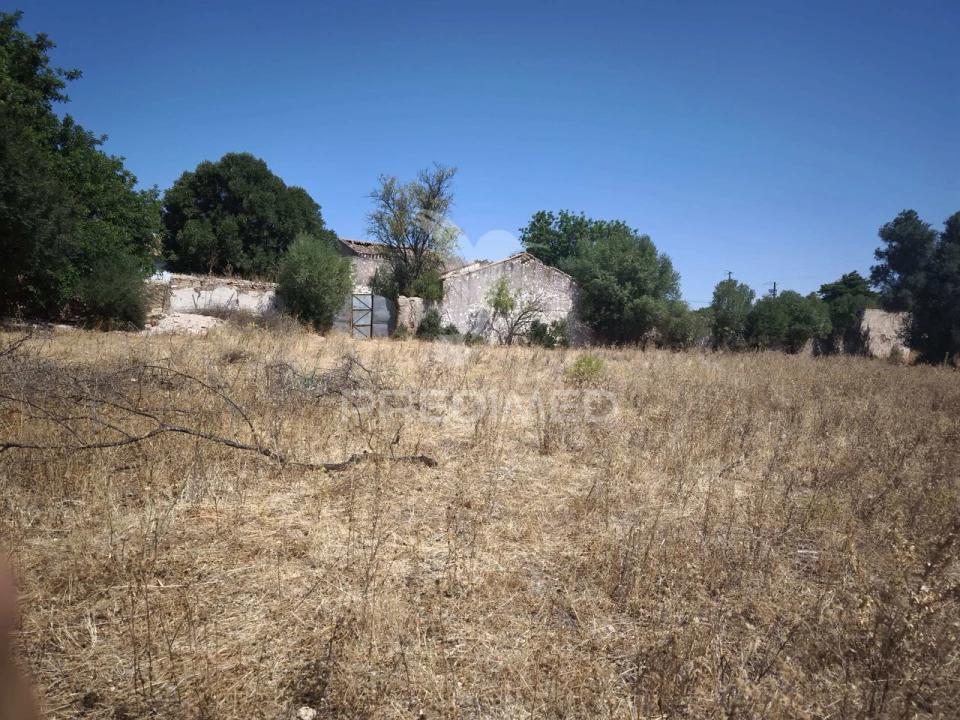 Quinta T4 para Venda em Paderne Foto 11