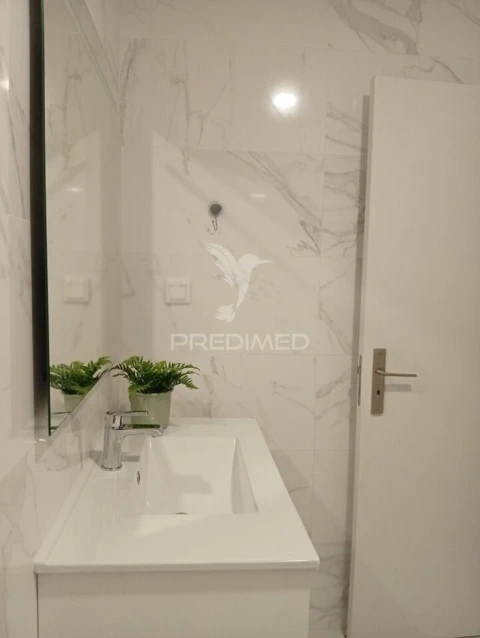 Apartamento T3 para Venda em Mina de Água