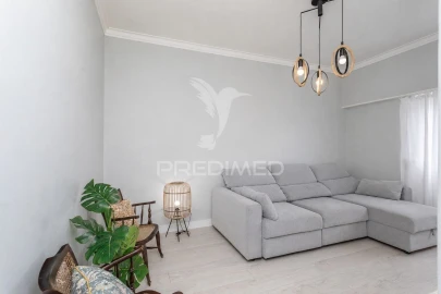 Apartamento T3 para Venda em Mina de Água