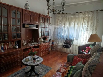 Apartamento T3 para Venda em Almada, Cova da Piedade, Pragal e Cacilhas