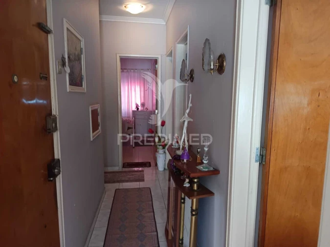 Apartamento T3 para Venda em Almada, Cova da Piedade, Pragal e Cacilhas Foto 8