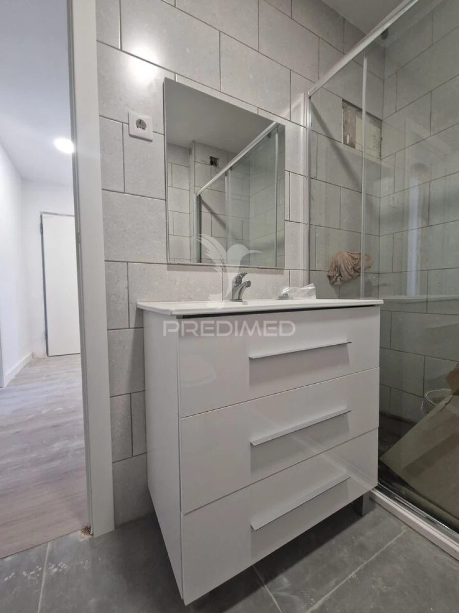 Apartamento T3 para Venda em Baixa da Banheira e Vale da Amoreira Foto 12